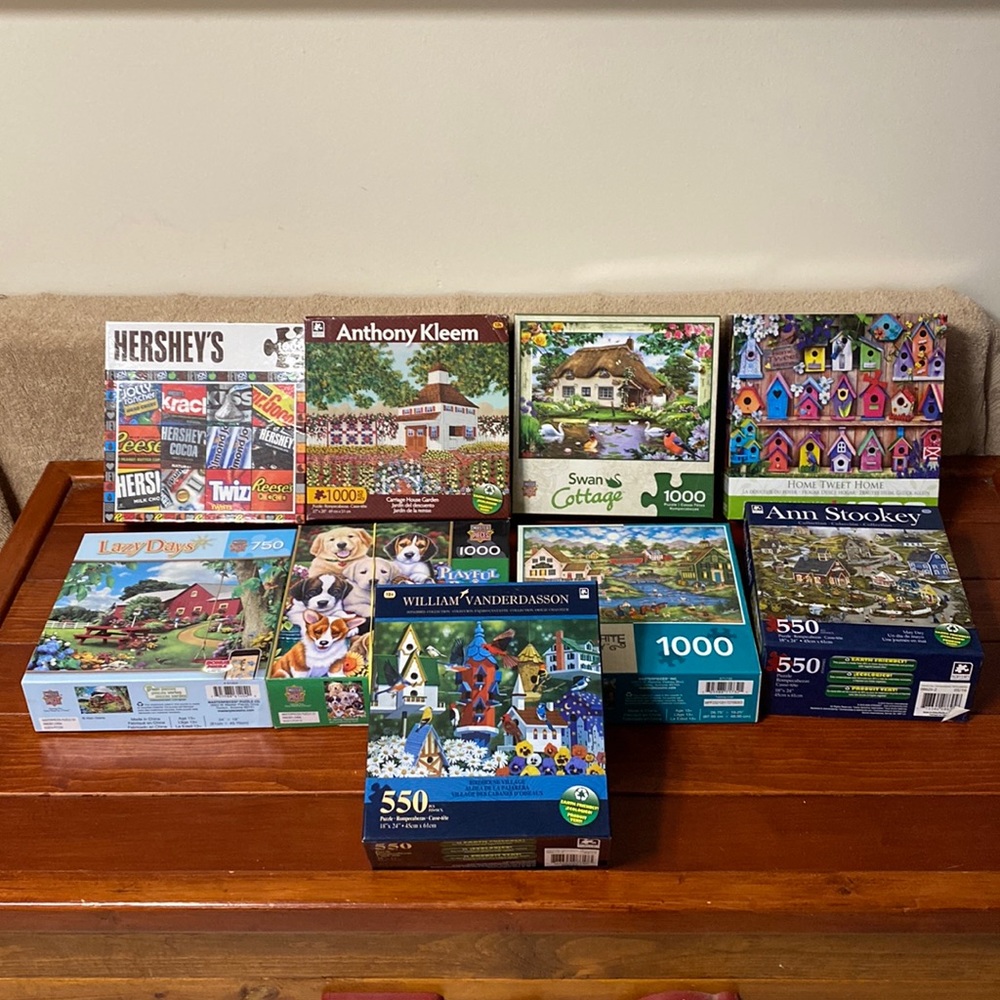Jigsaw puzzles lot of 9